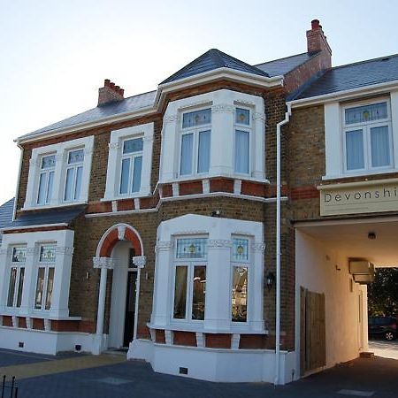 Devonshire Hotel Hornchurch Ngoại thất bức ảnh