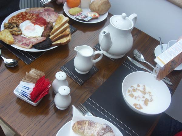 Devonshire Hotel Hornchurch Ngoại thất bức ảnh